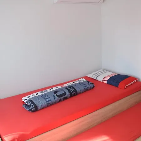 Kiefer-apartments רוסט