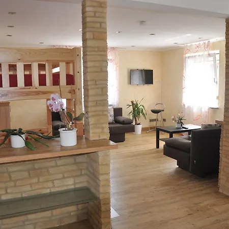 Kiefer-apartments רוסט