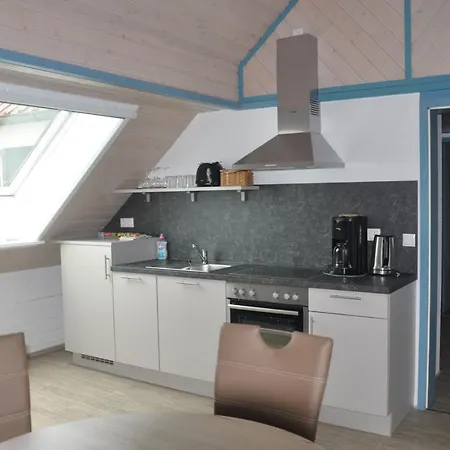 Kiefer-apartments דירה *