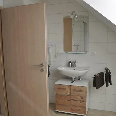 Kiefer-apartments רוסט